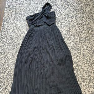 Black One Shoulder with Slit Floor Length Pleated Dress, Club Monaco - size 6